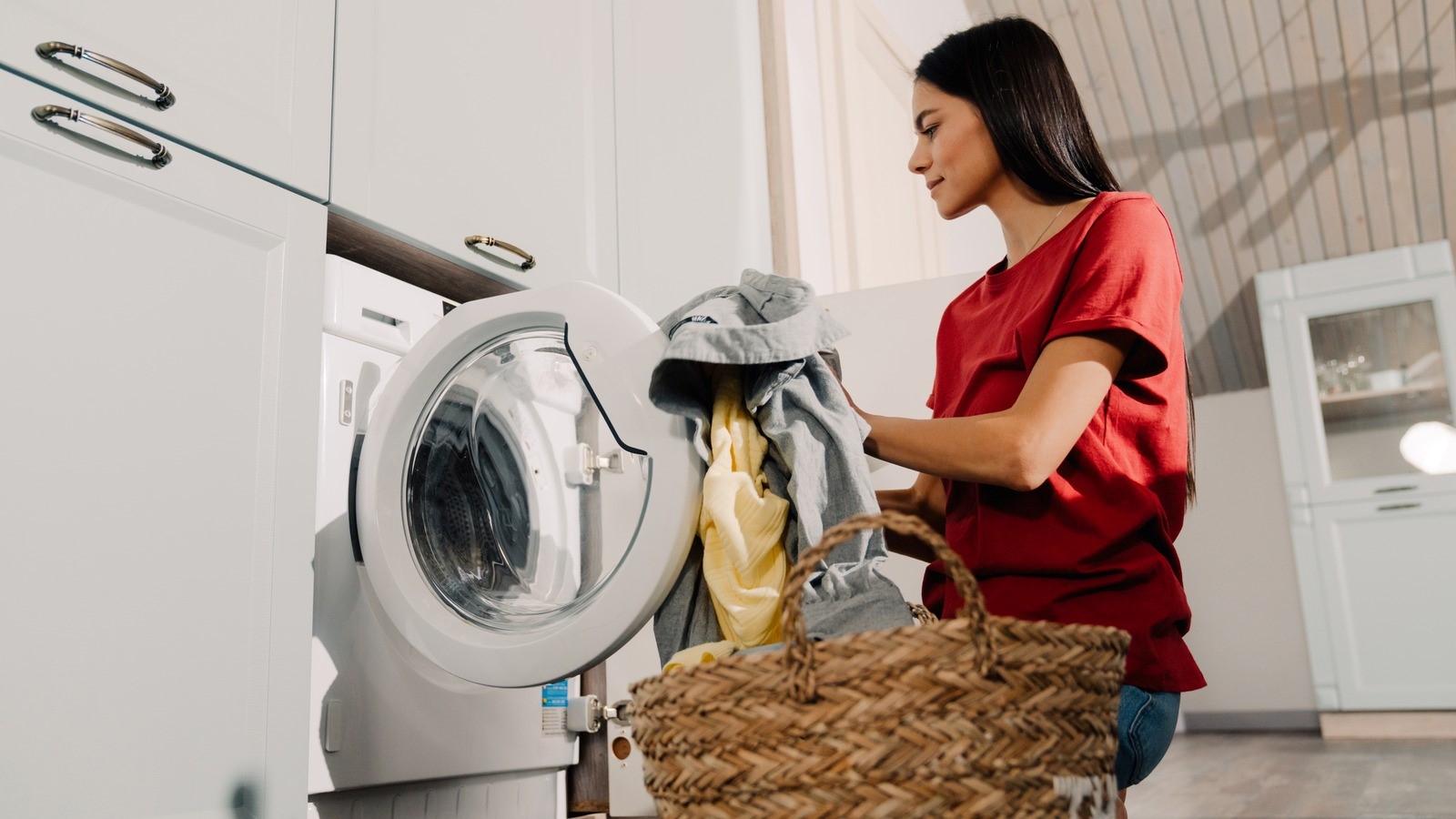 ترفندهای جلوگیری از چروک شدن لباس ها در لباسشویی